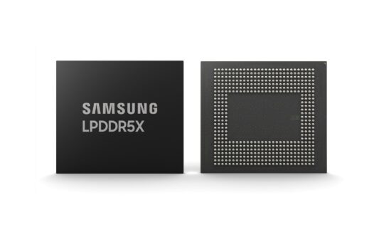 Samsung aims to boost on-device AI with LPDDR5X DRAM